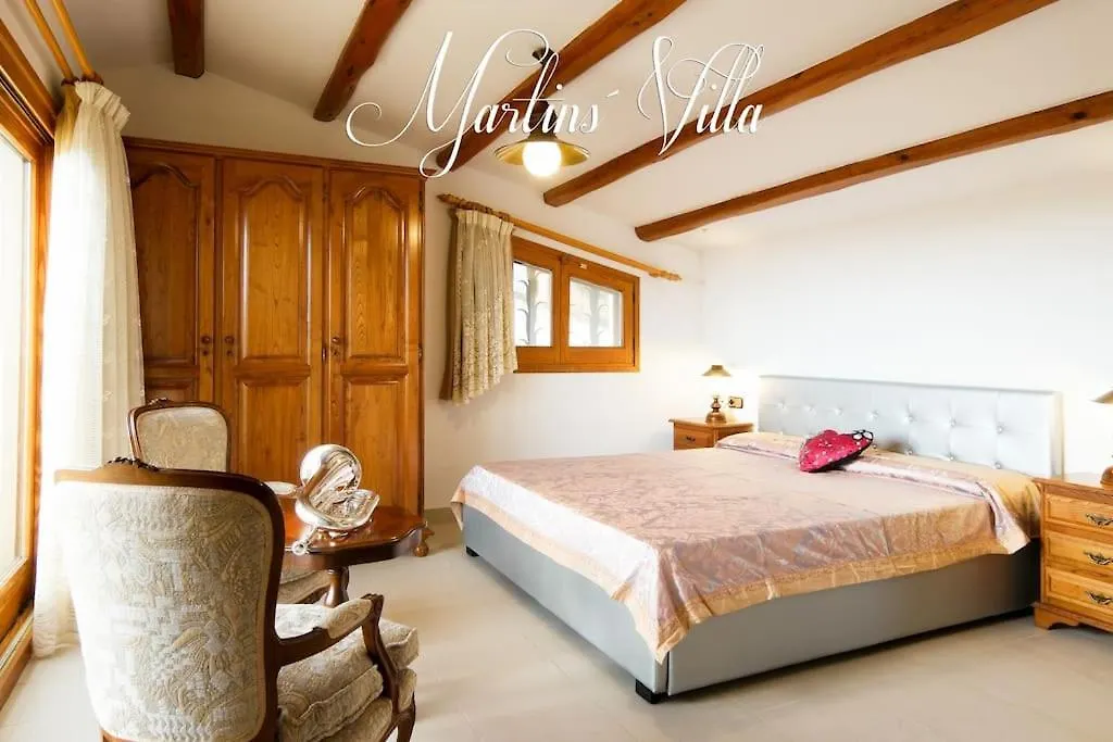 Villa Martin 'S Villa. House On The Beach With Pool Lloret de Mar