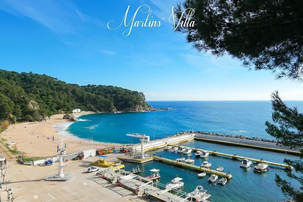Martin 'S Villa. House On The Beach With Pool Lloret de Mar Villa