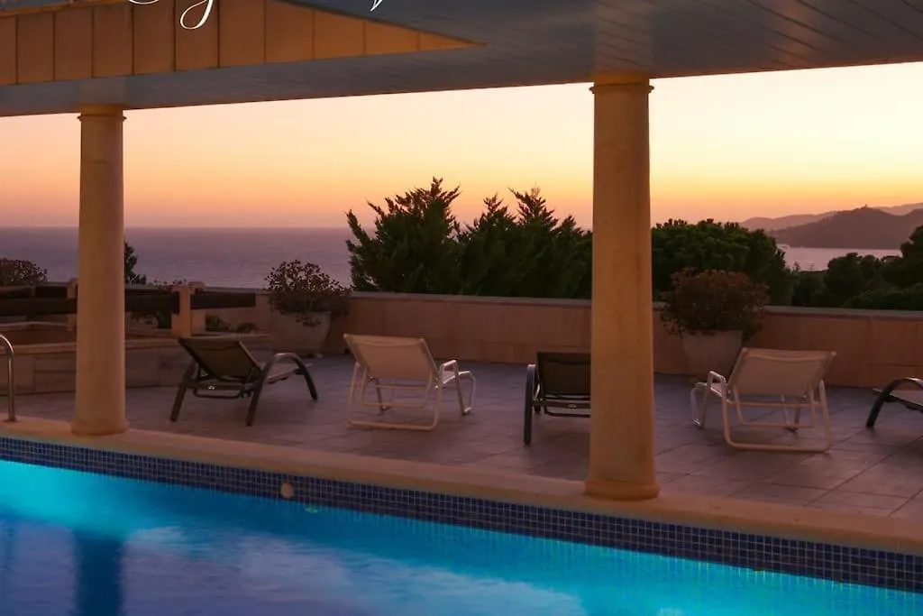 Martin 'S Villa. House On The Beach With Pool Lloret de Mar 0*,  Hiszpania