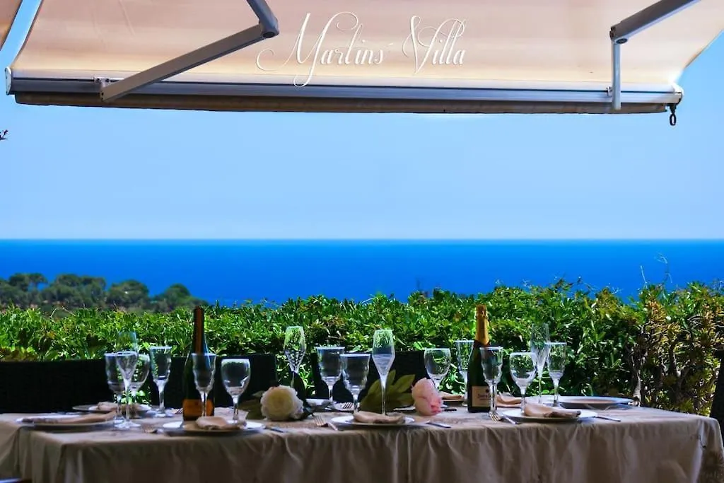 Martin 'S Villa. House On The Beach With Pool Lloret de Mar Hiszpania