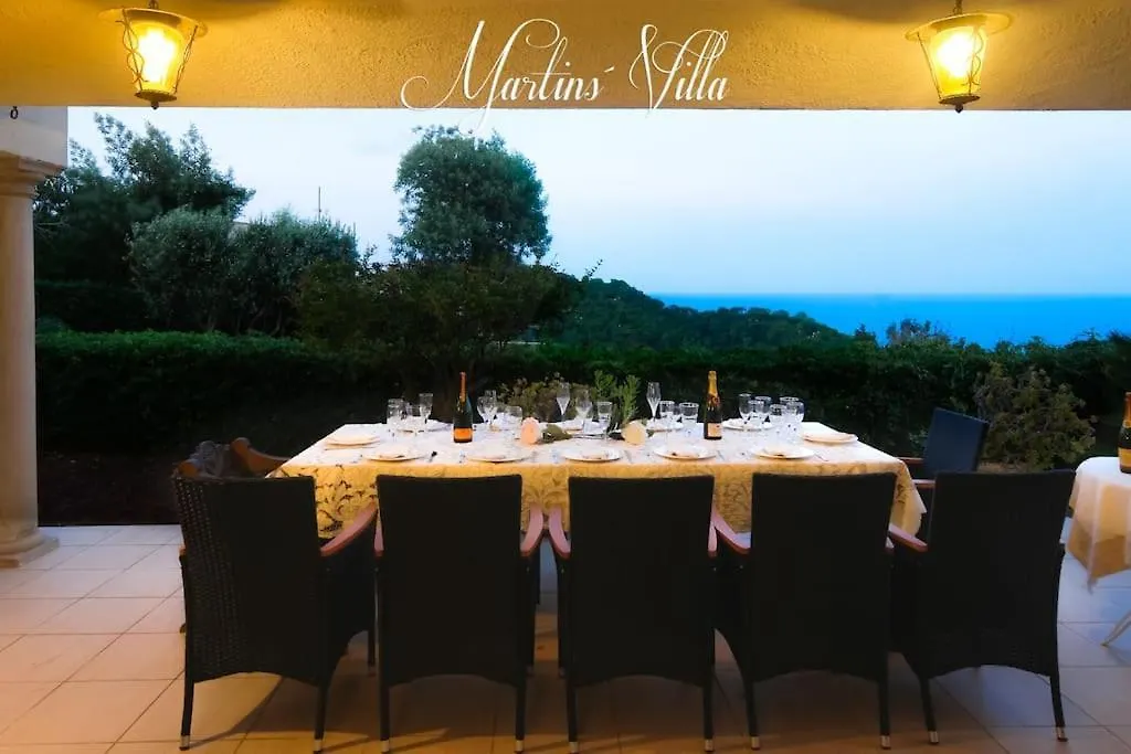 Martin 'S Villa. House On The Beach With Pool Lloret de Mar Hiszpania